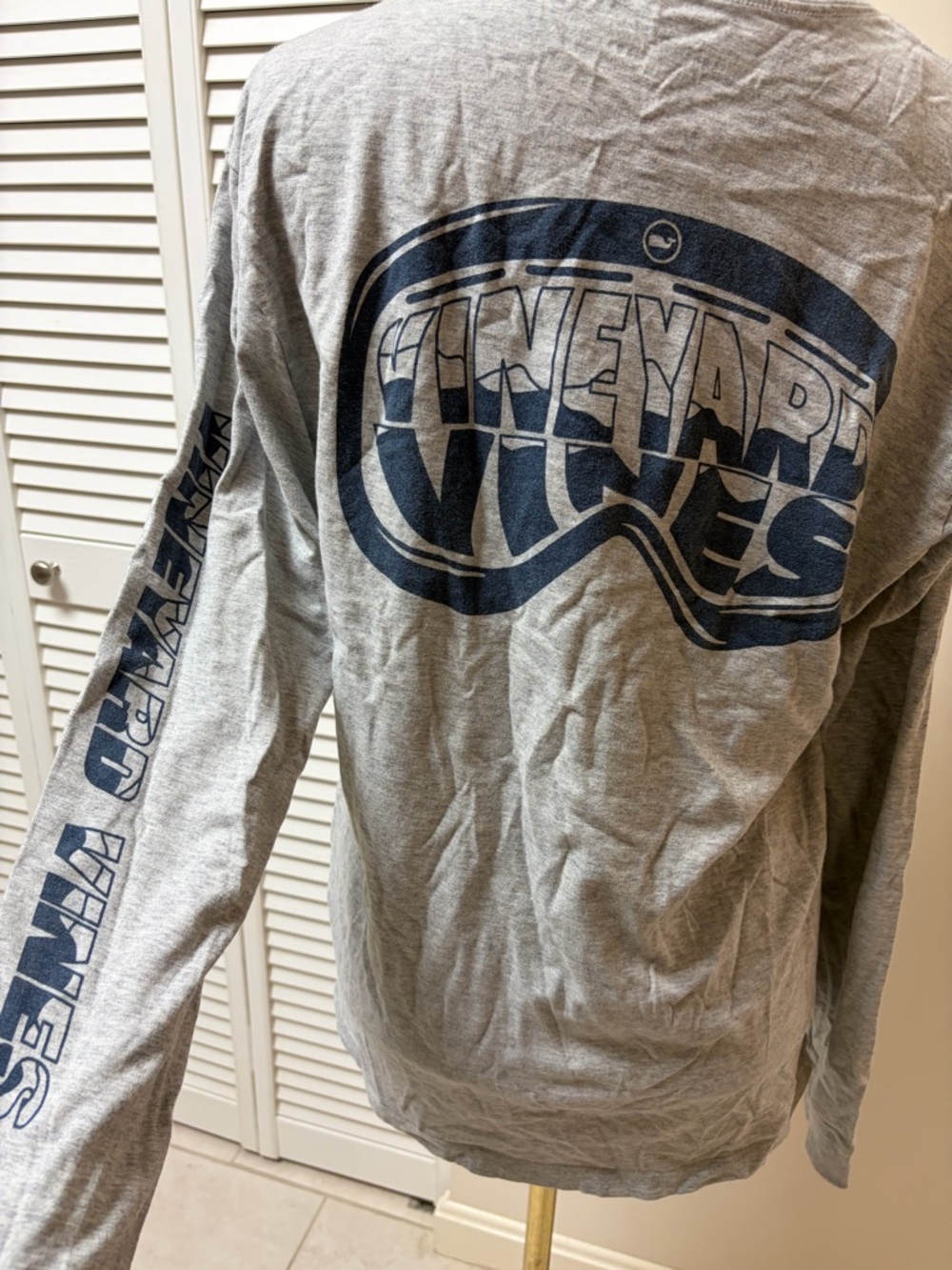 Vineyard Vines Heather Gray Tee with Navy Logo